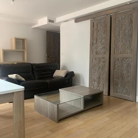 App 4 Pieces 3 Chambres 75m2 *